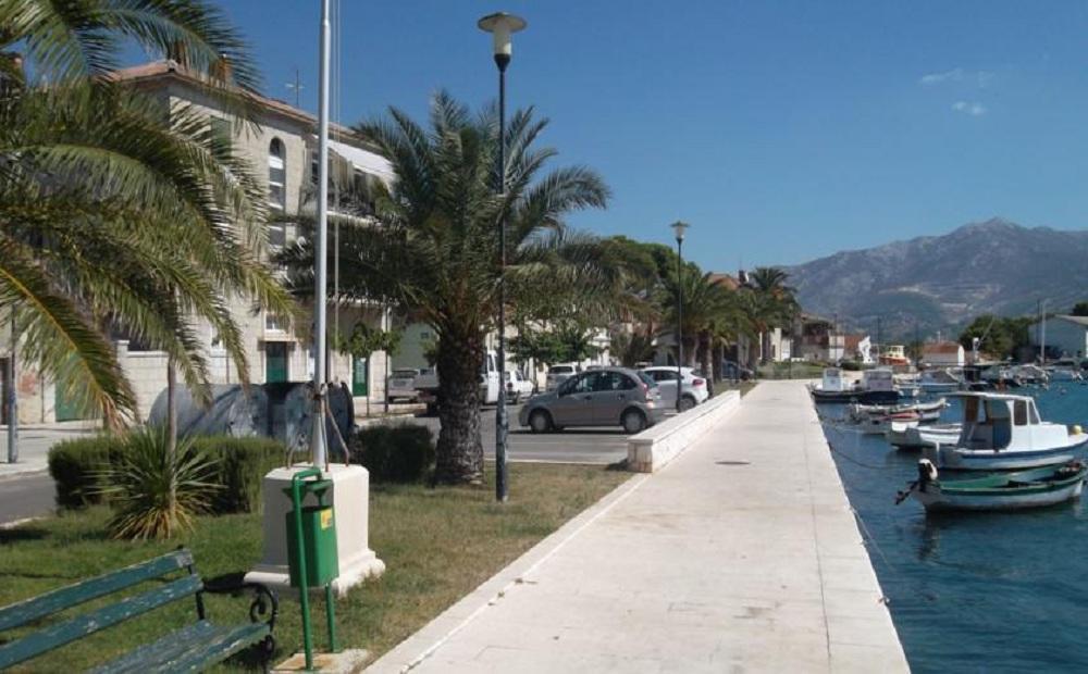Apartments Mali Raj Vranjic Esterno foto