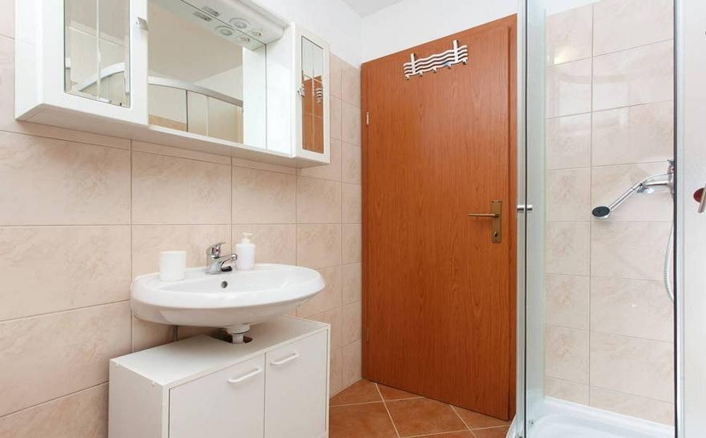 Apartments Mali Raj Vranjic Esterno foto