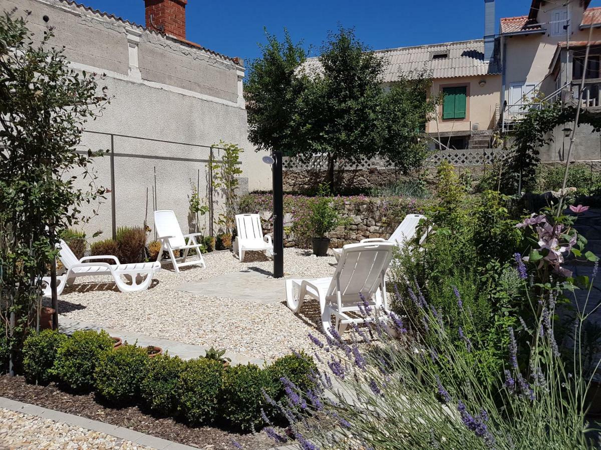 Apartments Mali Raj Vranjic Esterno foto